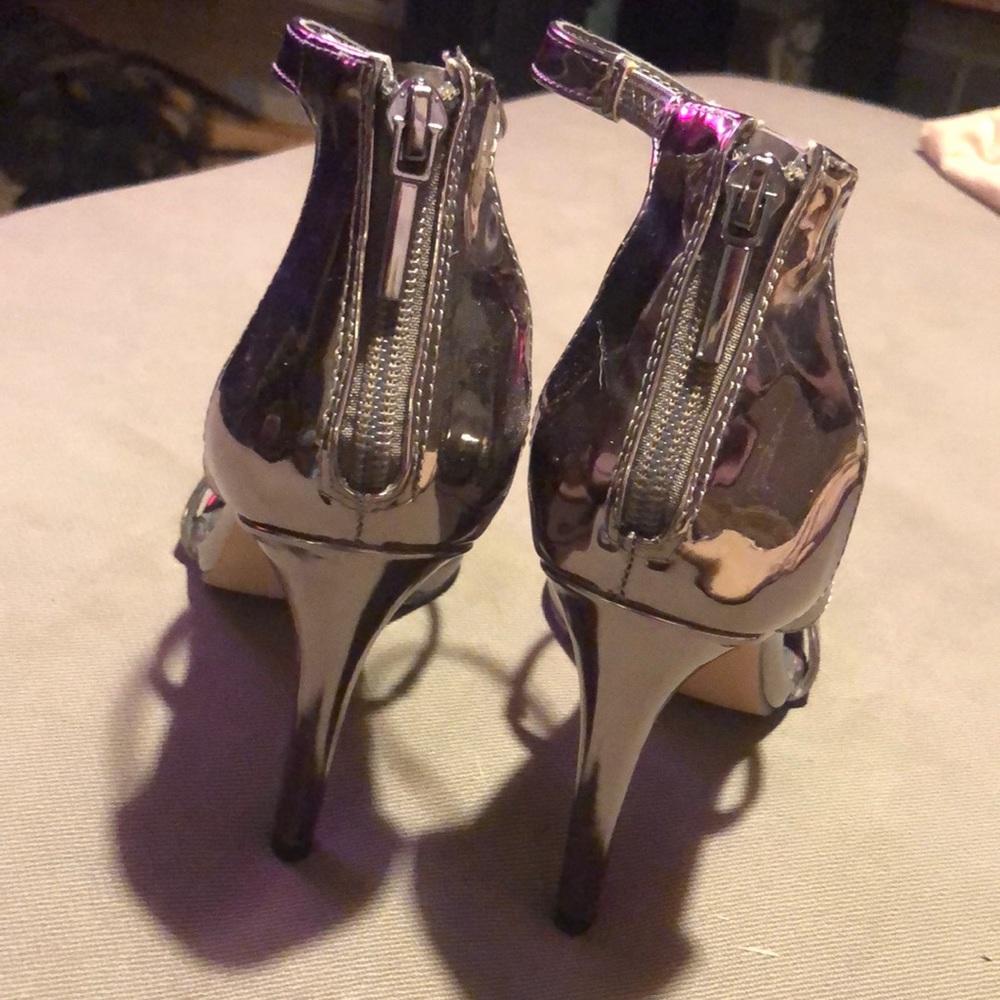 Steve Madden Pewter Metallic Feelya Heels Size 7M - Picture 6 of 8